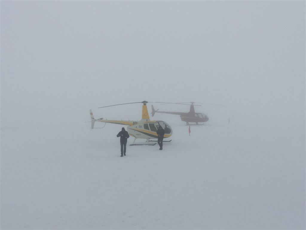 Helicopters landing at Jungfraujoch