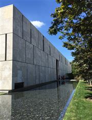 The Barnes Foundation Building Outside