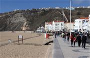Nazare Tourists And Miradouro