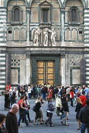 The Crowds Viewing Ghiberti's Doors