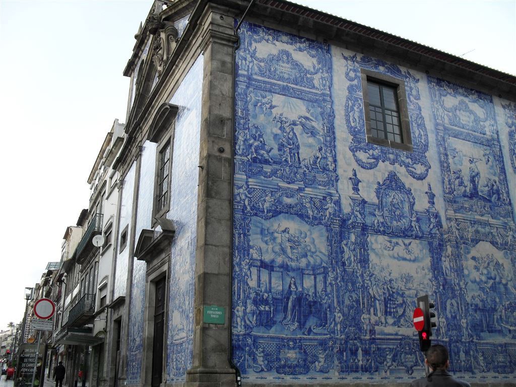Wall Art In Porto